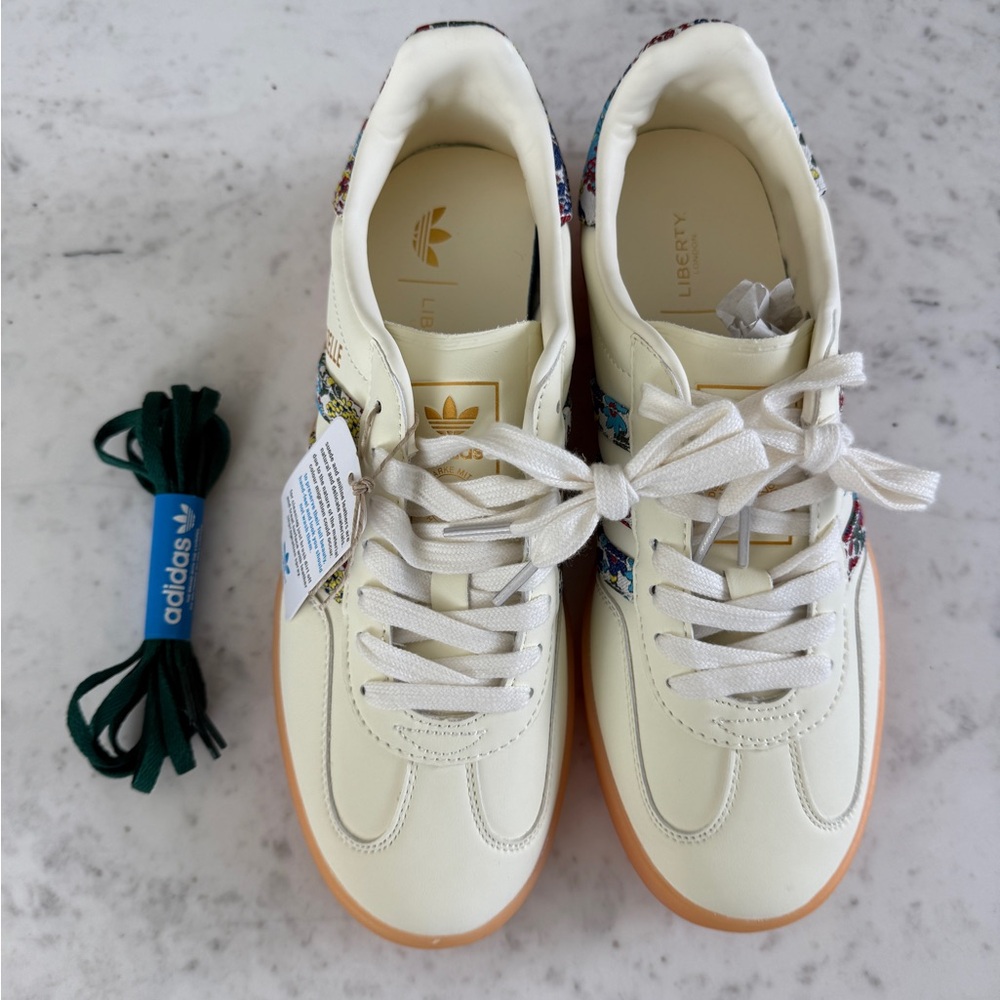 adidas Gazelle Cream with Multicolor Accents - Picture 2 of 5